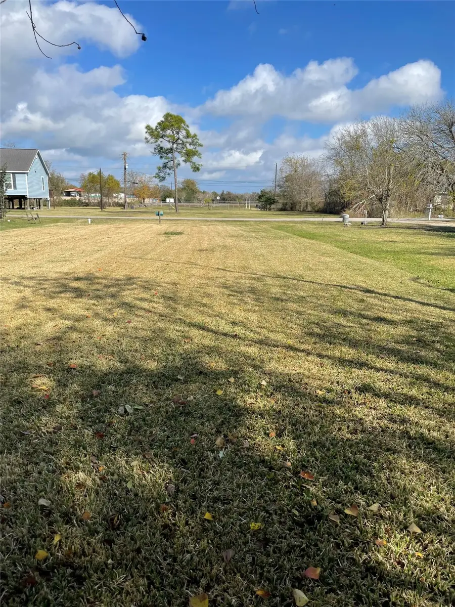 5817 Florida Avenue, Hitchcock, TX 77563 - Image #3