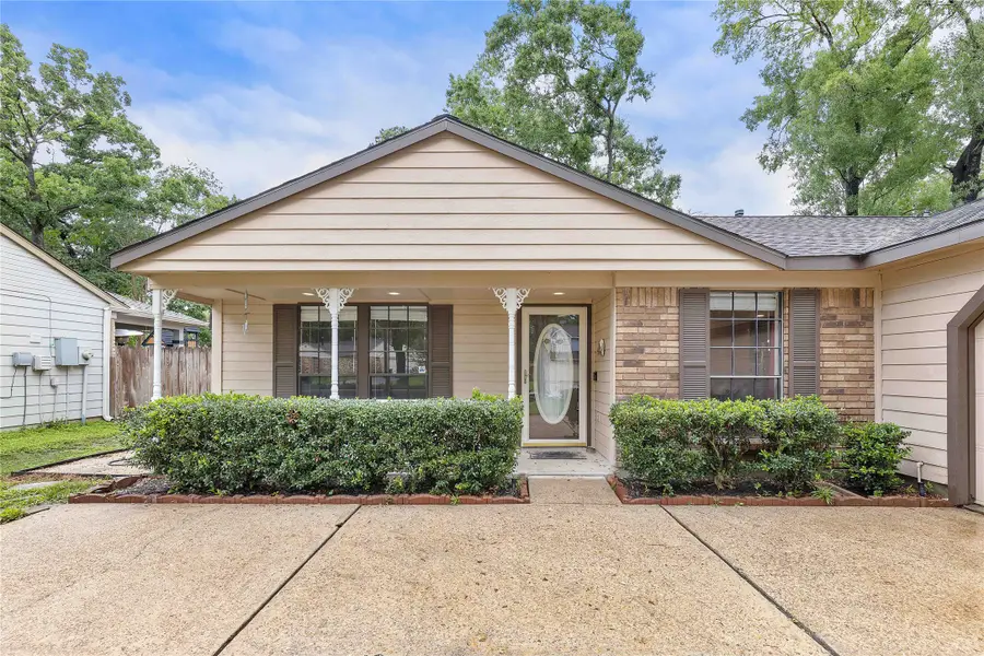 5302 Manor Oaks Drive, Houston, TX 77339 - #3