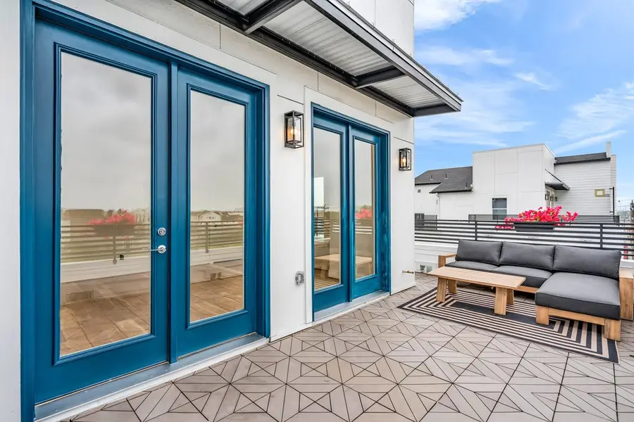 3 N St Charles St F Street, Houston, TX 77003 - #3
