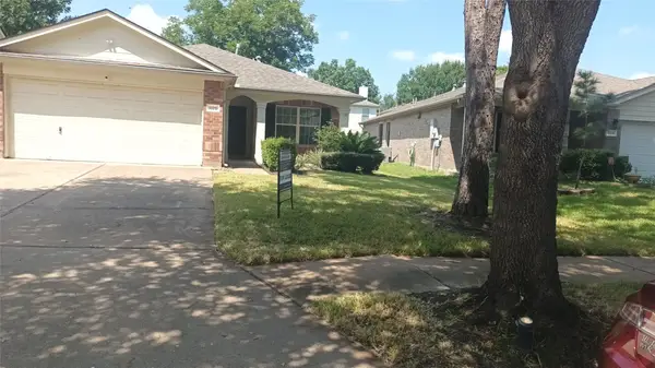 10215 Peridot Cove Cove, Houston, TX 77095