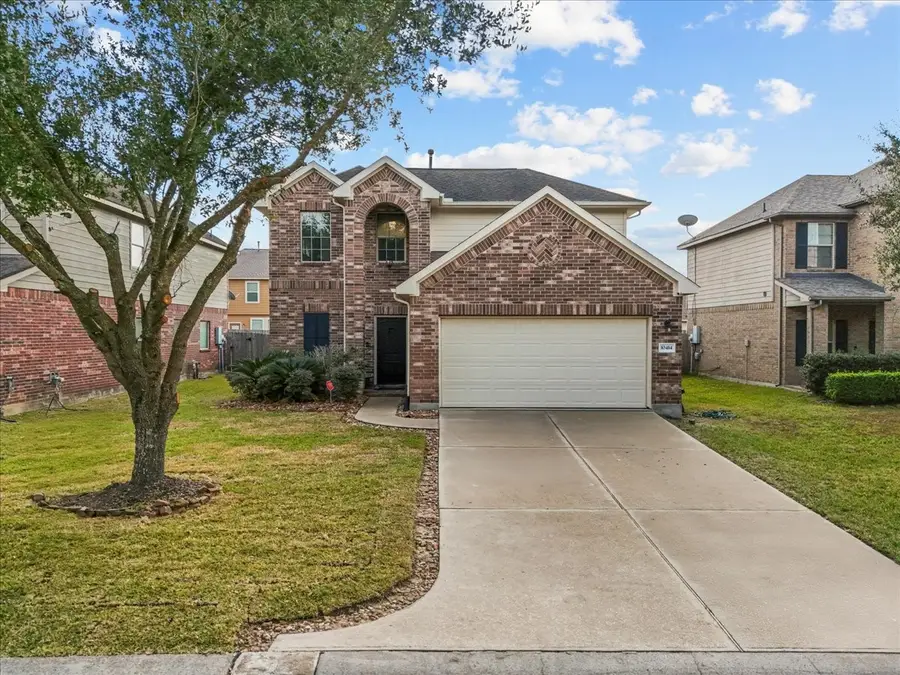 10414 Whisper Bluff Drive, Humble, TX 77396 - Image #3