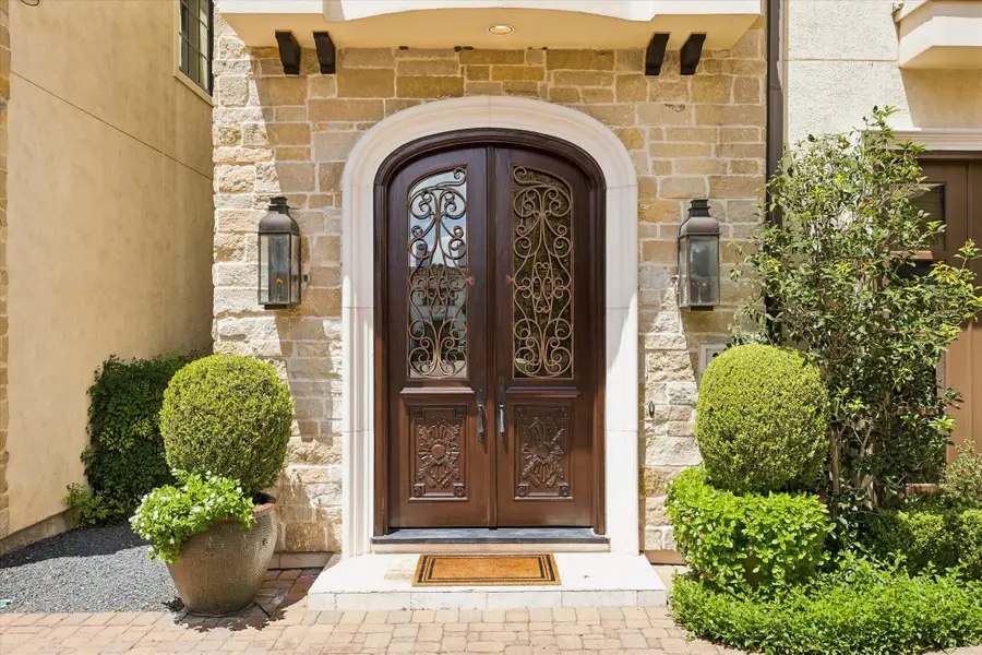 5146 Longmont Drive #2, Houston, TX 77056 - #3