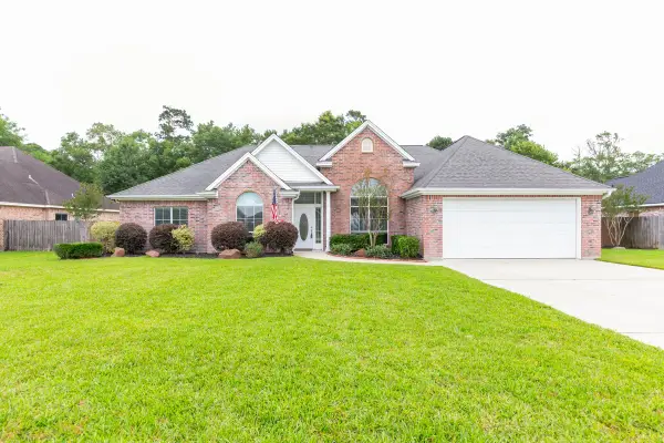 295 Sarah Lane, Lumberton, TX 77657
