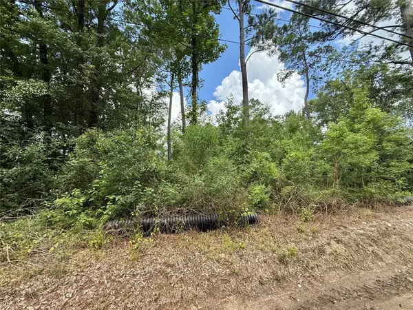 1030 Butler Road, Vidor, TX 77662