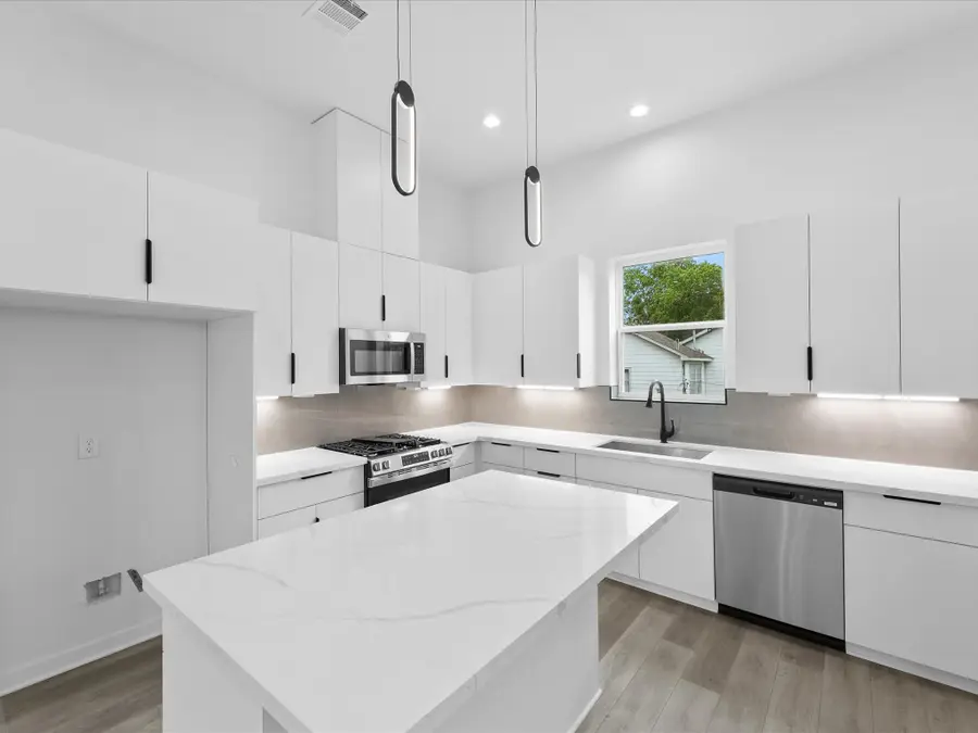 1266-1264 Finnigan Street, Houston, TX 77020 - Image #2
