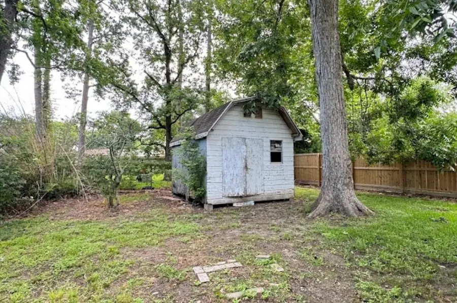 4310 Harding Drive, Beaumont, TX 77703 - #3