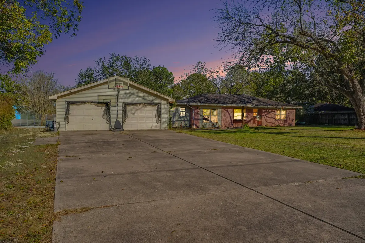 4802 Crosby Cedar Bayou Road, Baytown, TX 77521 - Image #1