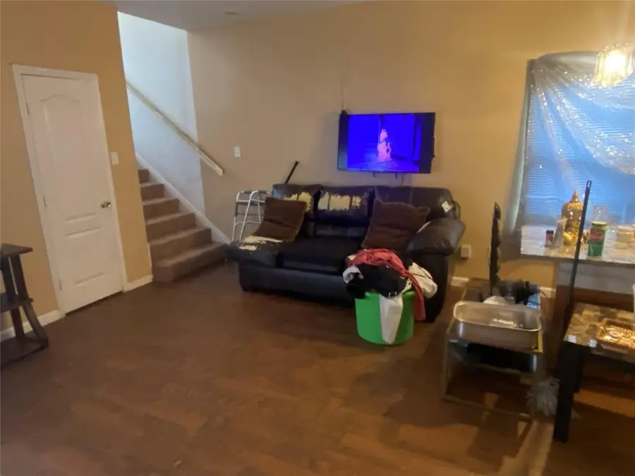 5330 Longmeadow Street, Houston, TX 77033 - #3