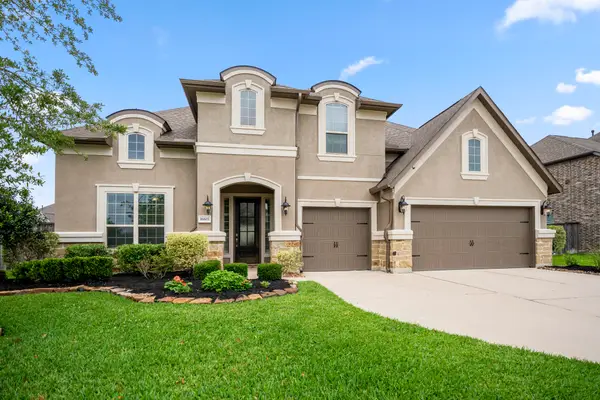 16803 Harbor Falls Drive, Cypress, TX 77433