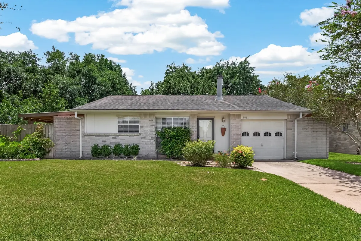 2811 Pheasant Creek Drive, Sugar Land, TX 77498 - #1