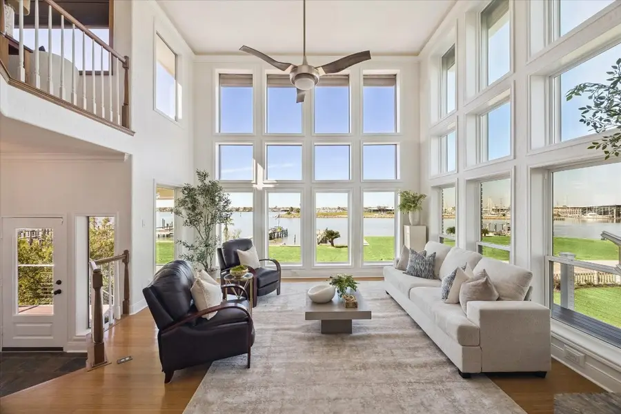 807 N Shore Drive, Kemah, TX 77565 - #3