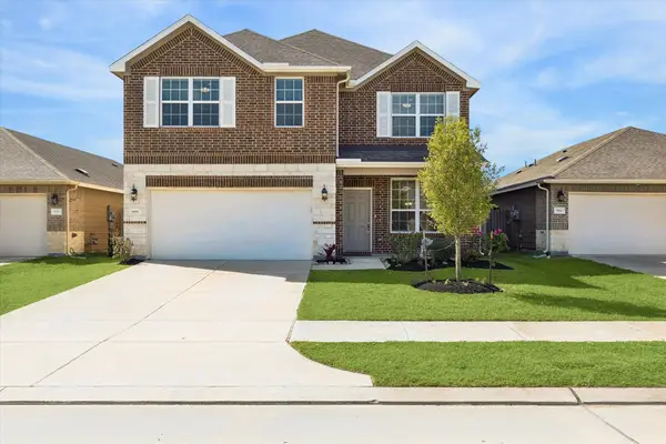 906 Barstow Drive, Rosharon, TX 77583