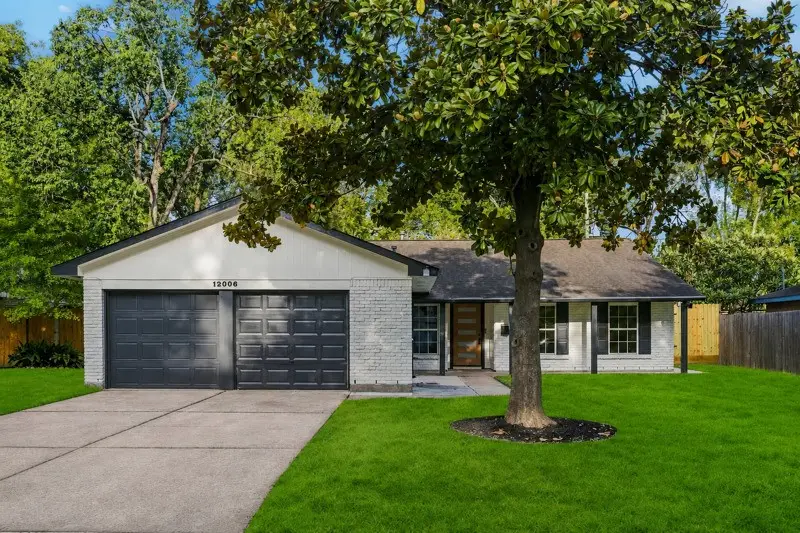 12006 Ashcroft Drive, Houston, TX 77035 - #1