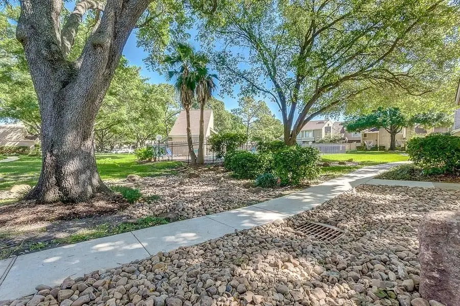 11691 Village Place Drive #263, Houston, TX 77077 - Image #2