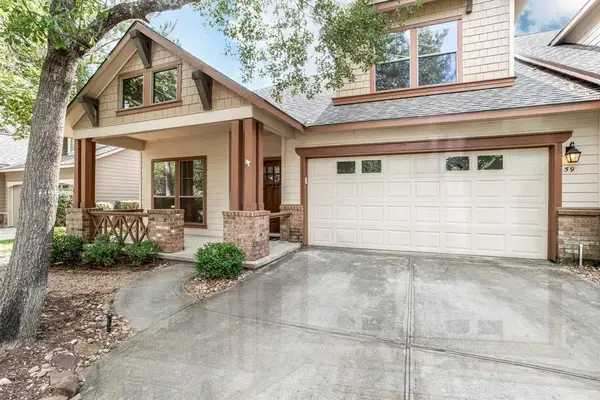 59 Douvaine Court, The Woodlands, TX 77382