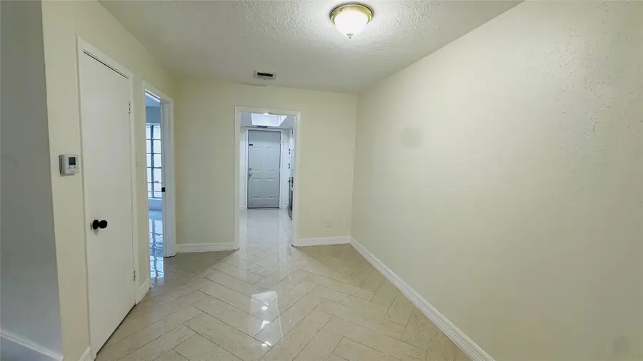 11437 Beechnut Street #1437, Houston, TX 77072 - Image #3