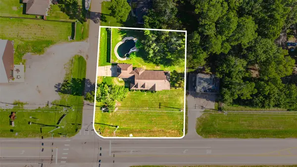 8874 Spring Woods Drive, Montgomery, TX 77316