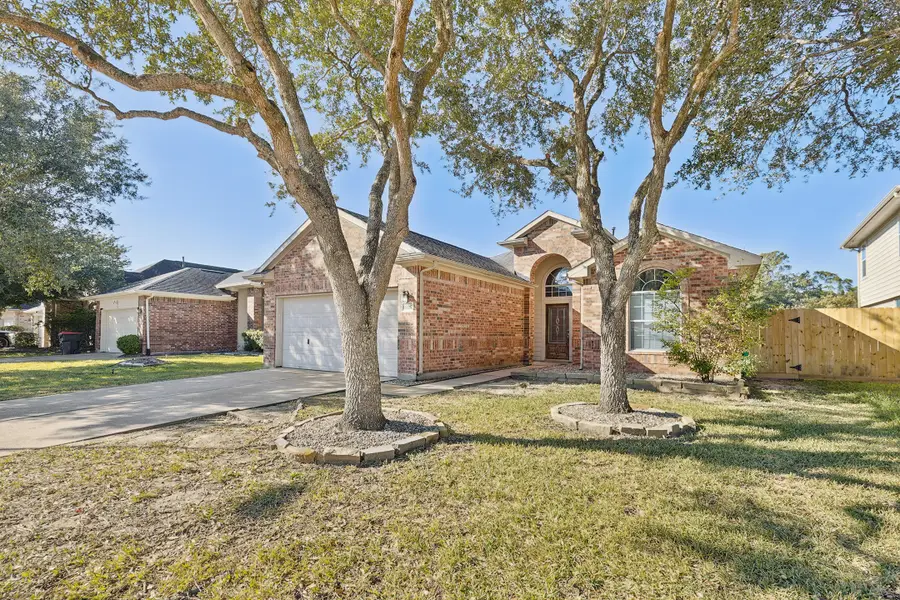15227 Willowhurst Drive, Cypress, TX 77429 - Image #2