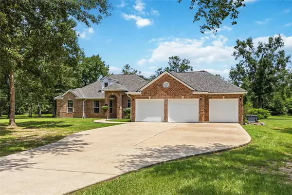 866 Big Buck Drive, Cleveland, TX 77328