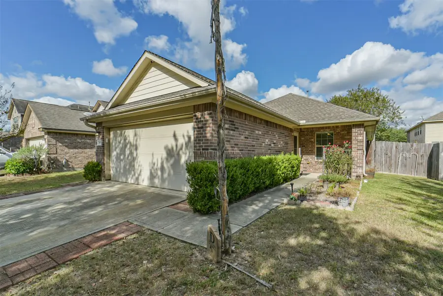 1609 Peach Dale Court, Conroe, TX 77301 - Image #3