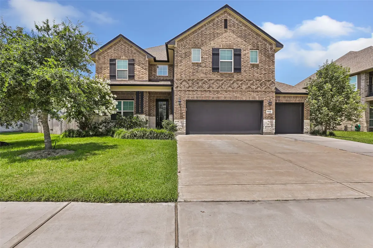 9219 Joe Louis Drive, Baytown, TX 77523 - #1