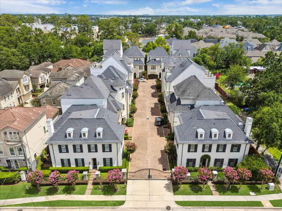 1318 Bobbitt Manor Lane, Houston, TX 77055 - #2