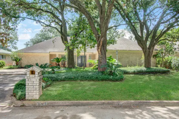 2719 E Pebble Beach Drive, Missouri City, TX 77459