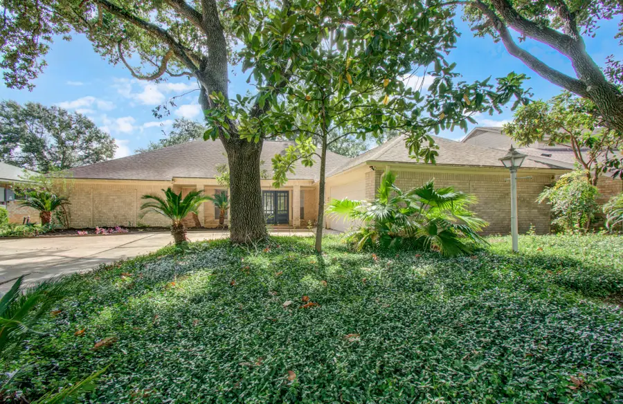 2719 E Pebble Beach Drive, Missouri City, TX 77459 - #2