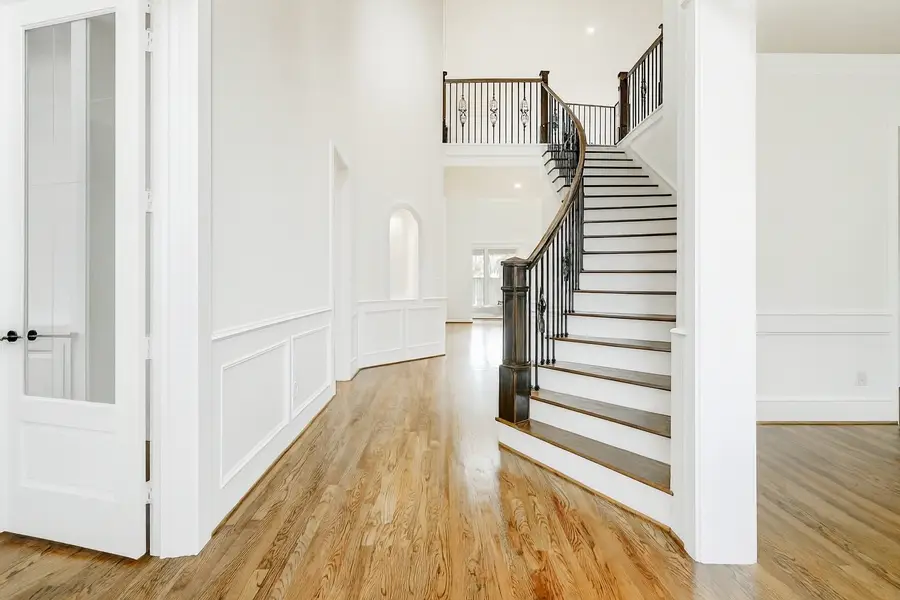 1418 Du Barry Lane, Houston, TX 77018 - Image #2