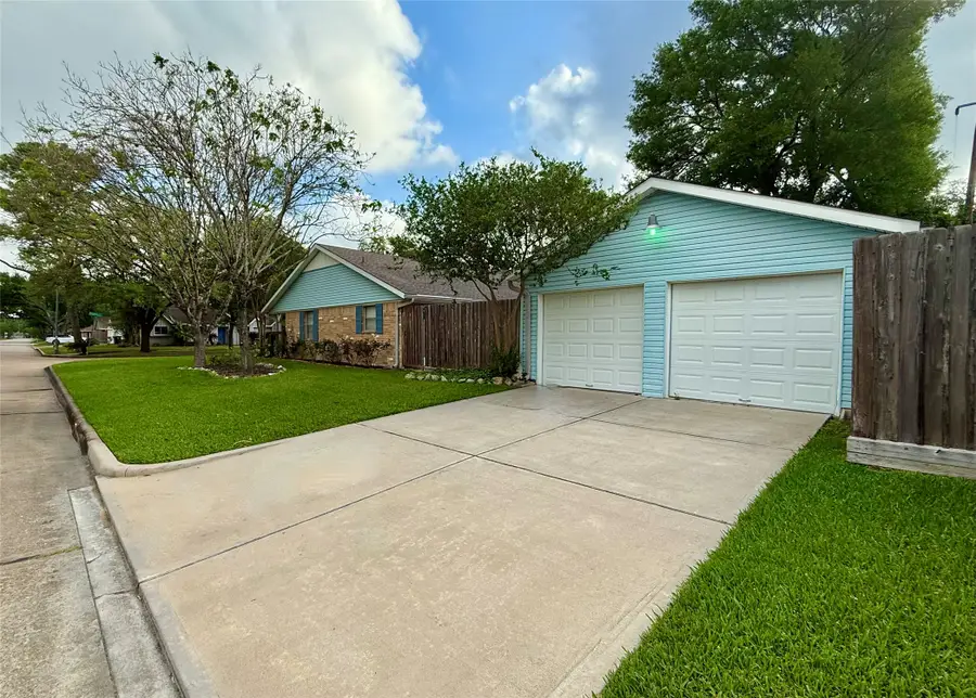 5933 Imogene Street, Houston, TX 77074 - #2