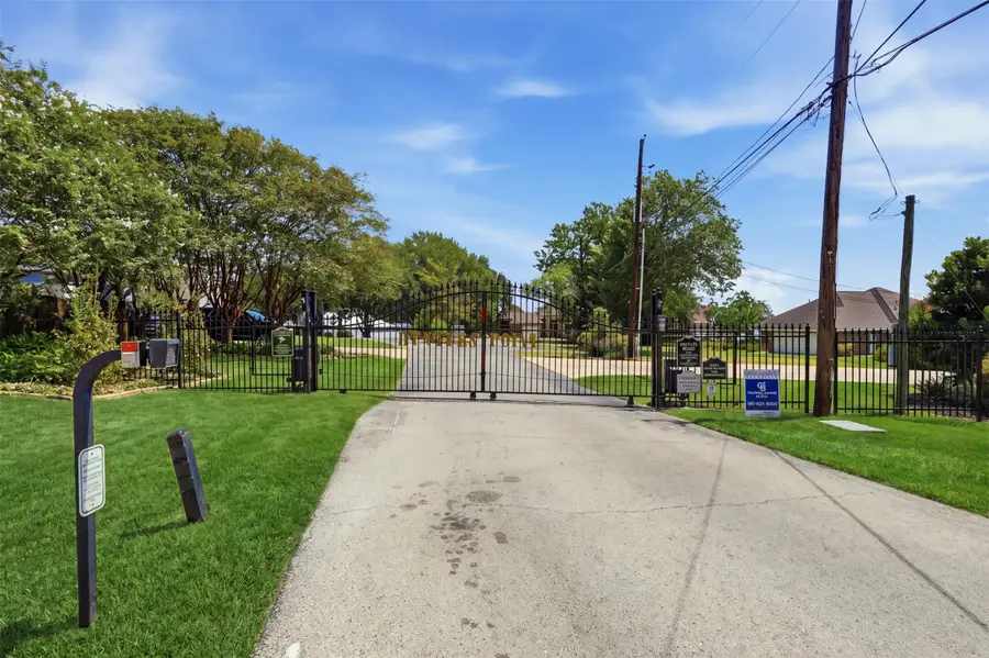 16457 Hunters Trail, Montgomery, TX 77356 - #3