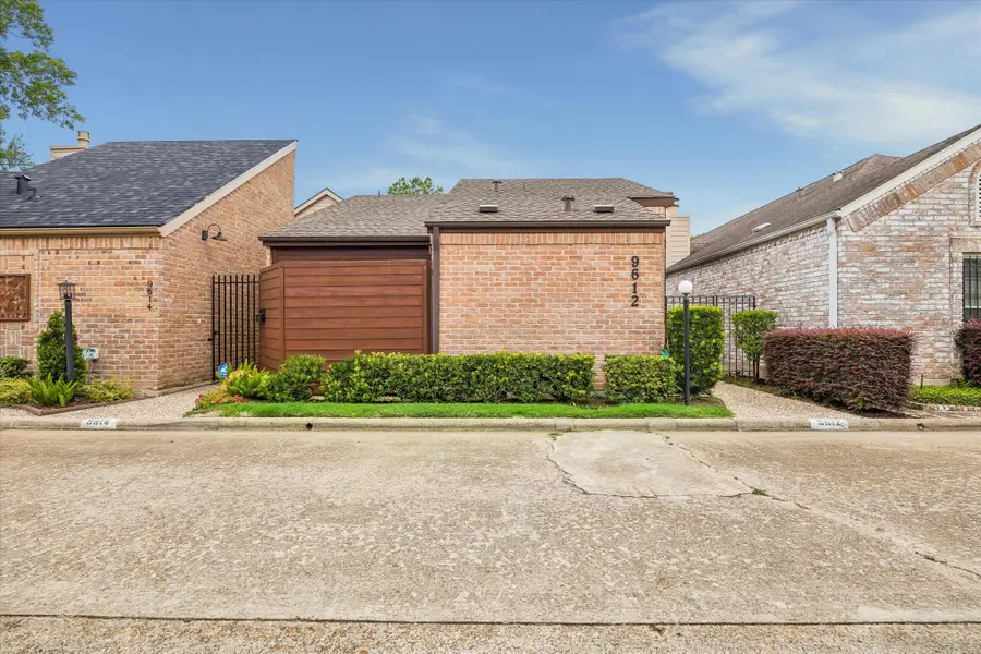 9612 Bayou Brook Street, Houston, TX 77063 - #2