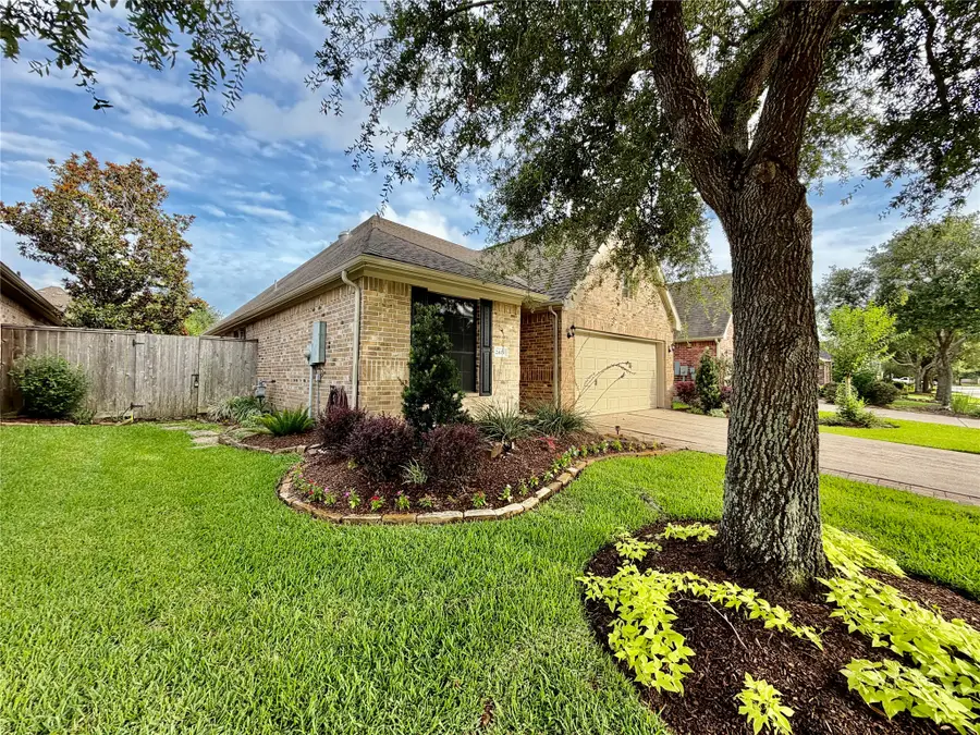 2405 Alamanni Drive, Pearland, TX 77581 - #2