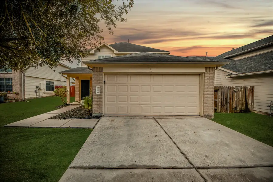 22215 Queenbury Hills Drive, Houston, TX 77073 - Image #2