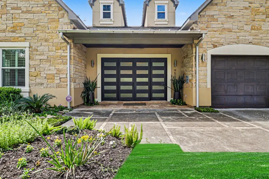 9507 Meadowglen Lane, Houston, TX 77063 - #3