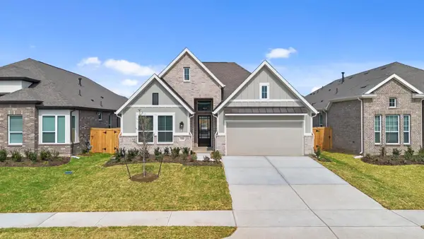 601 Green Ash Way, Waller, TX 77447