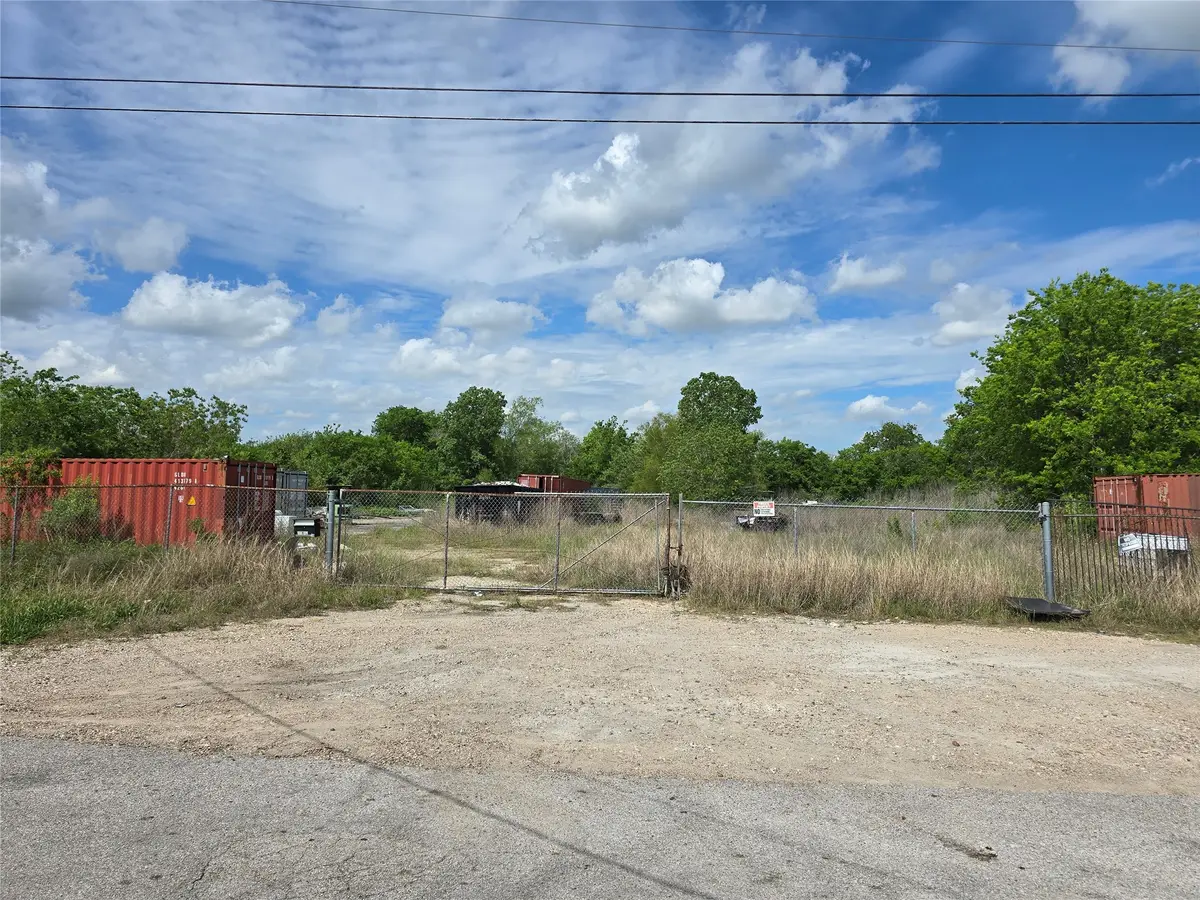 14042 Ambrose Street, Houston, TX 77045 - #1