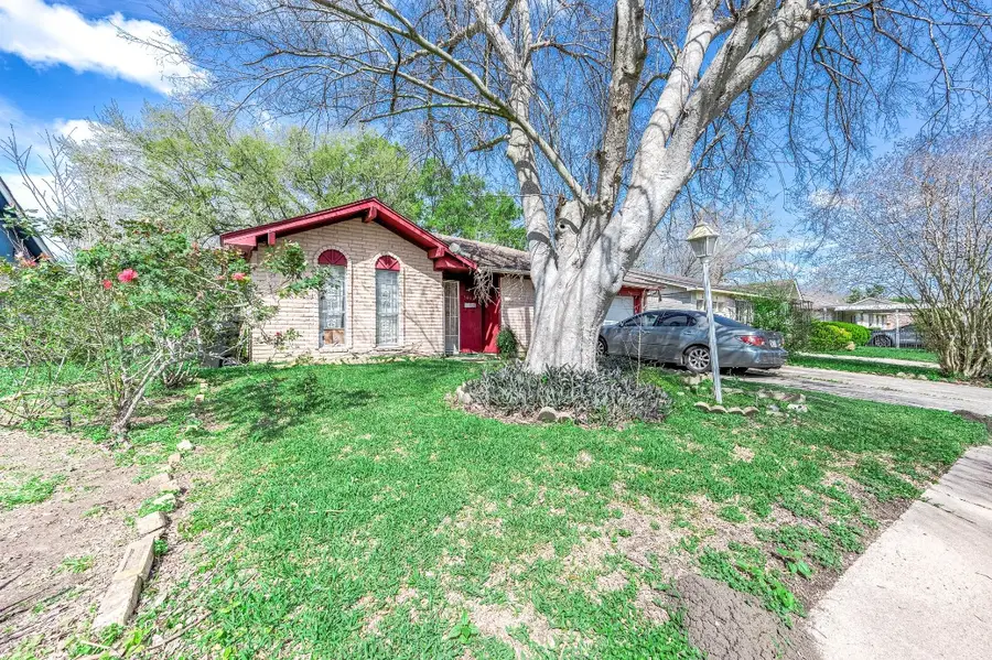 5011 Brisbane Drive, Houston, TX 77048 - #3