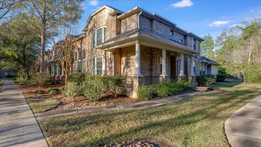 23 W Pipers Green Street, The Woodlands, TX 77382 - Image #2