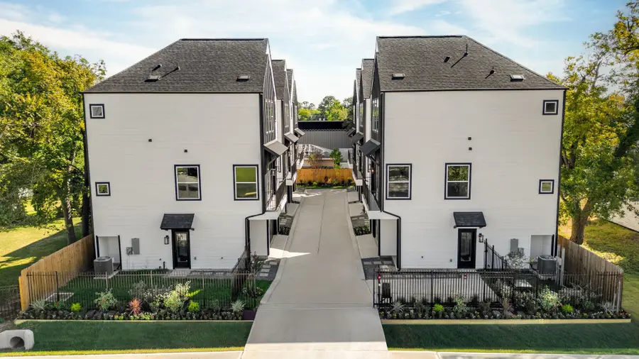 719 Thornton Road #E, Houston, TX 77018 - Image #2