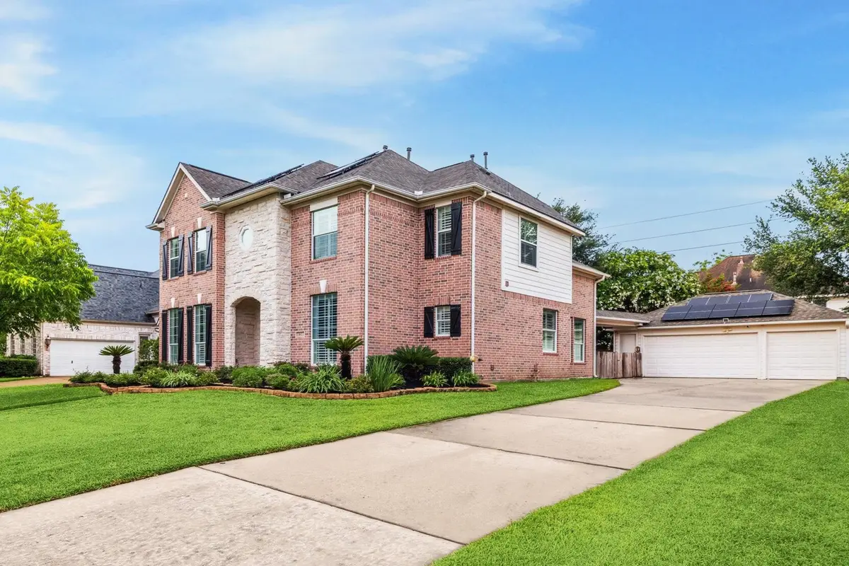 1611 Hill Spring Drive, Sugar Land, TX 77479 - Image #1
