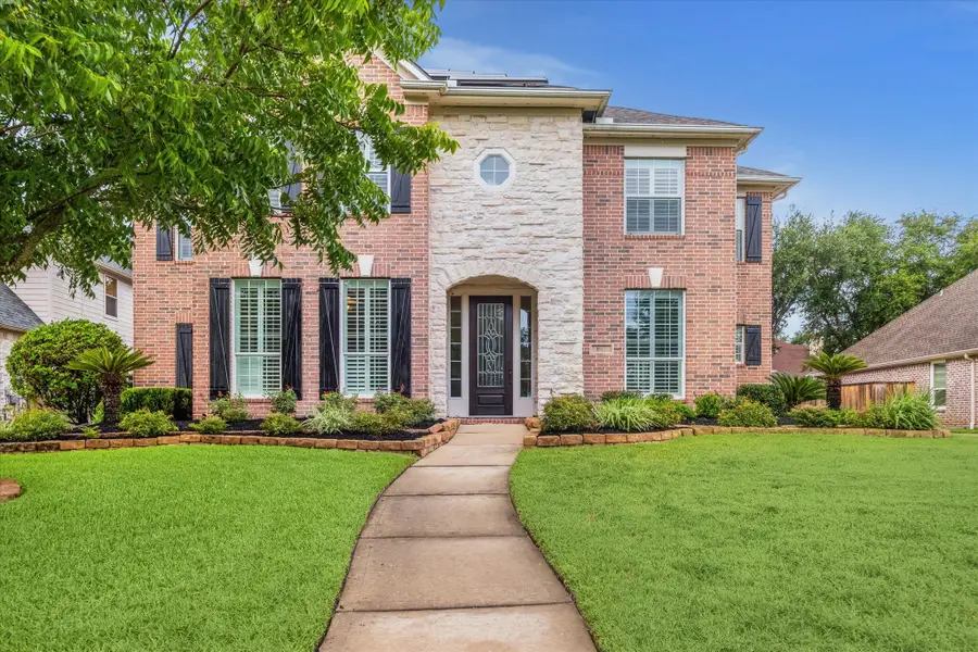1611 Hill Spring Drive, Sugar Land, TX 77479 - Image #2