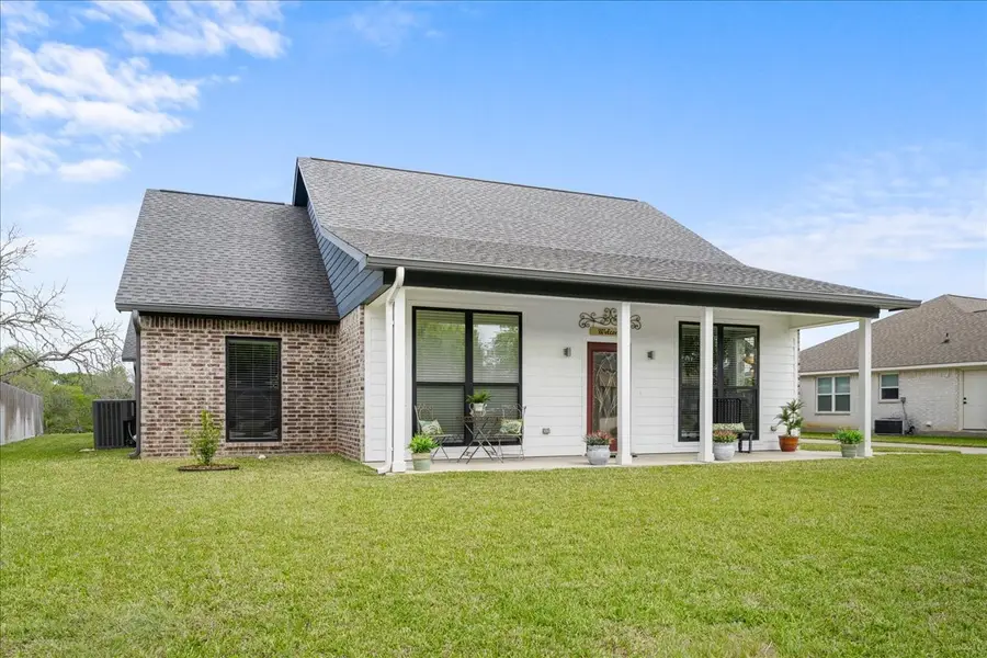 1207 Pecan Street, Brenham, TX 77833 - #2