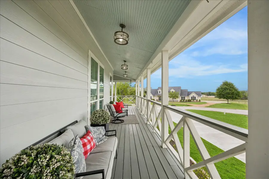 859 E Glenn Street, Bellville, TX 77418 - #2