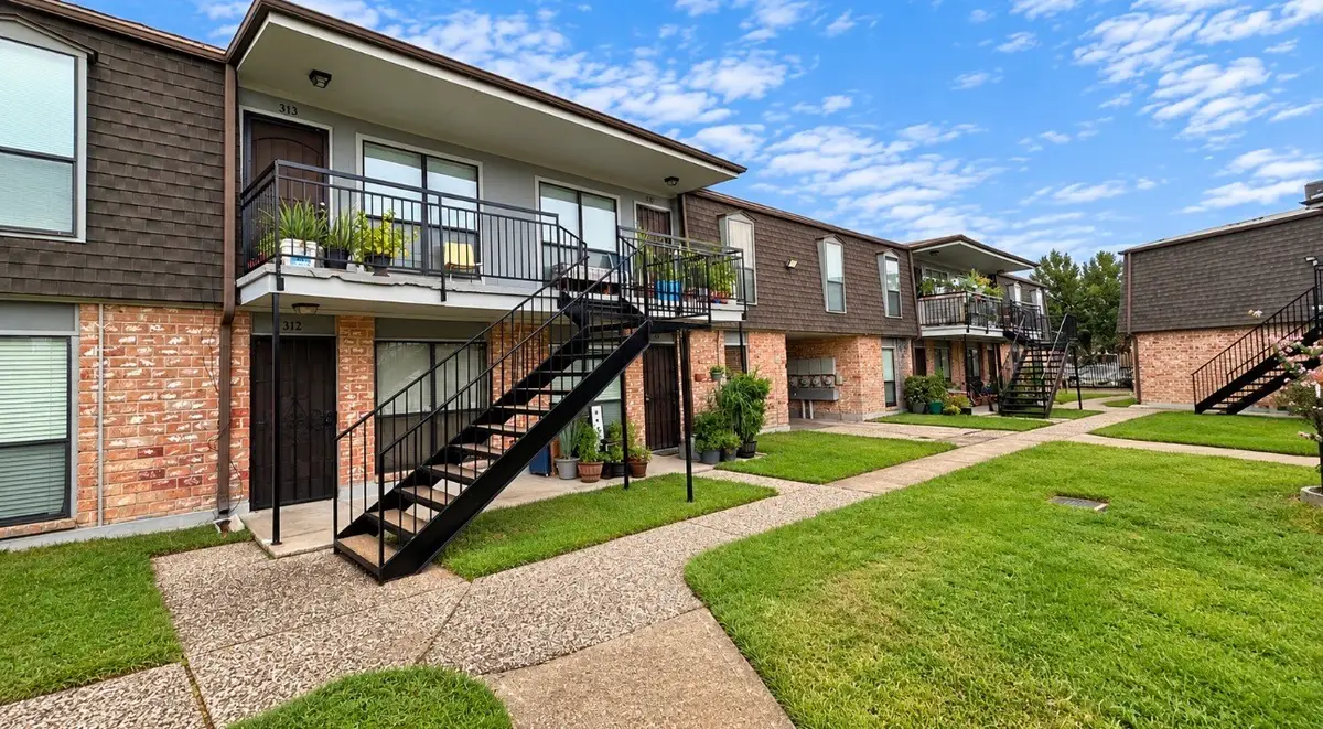 10802 Kingspoint Road #313, Houston, TX 77075 - #1