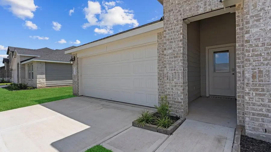 31114 Brighton Mill Court, Fulshear, TX 77441 - Image #2