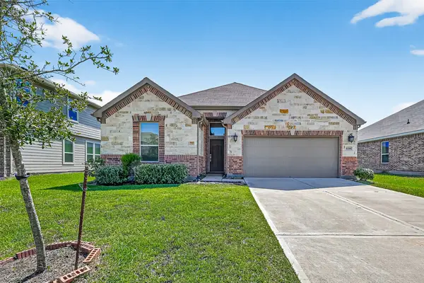 5724 Texas Sage Drive, Rosenberg, TX 77469