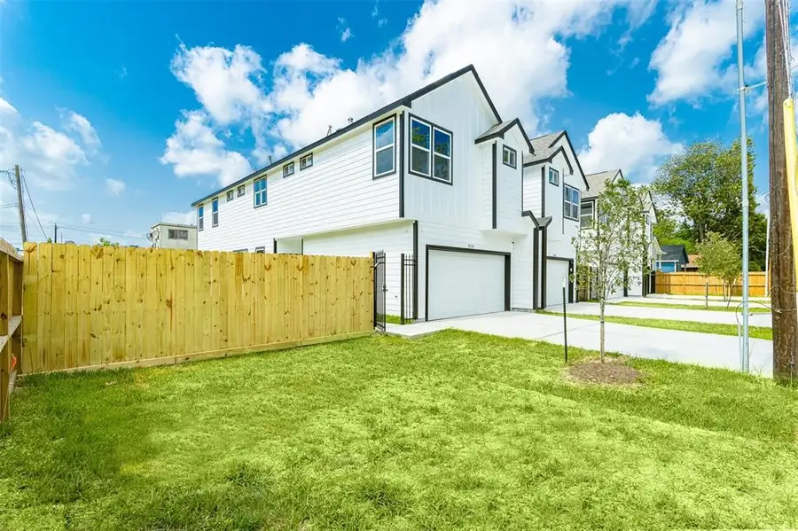 4126 Dorchester Street, Houston, TX 77016 - Image #3