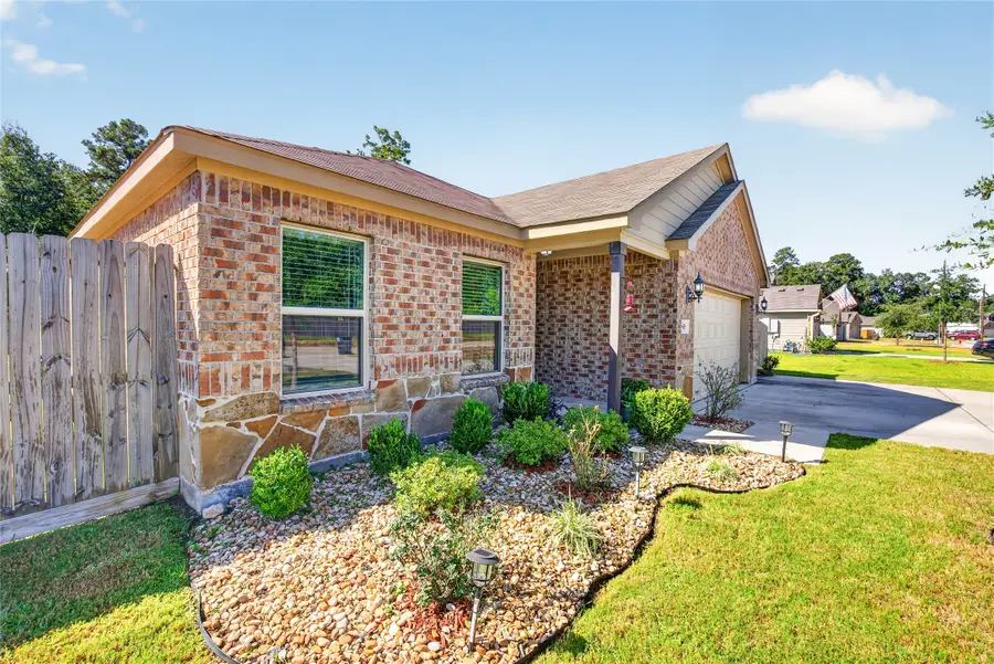 9805 Hunter Springs Drive, Conroe, TX 77306 - #3