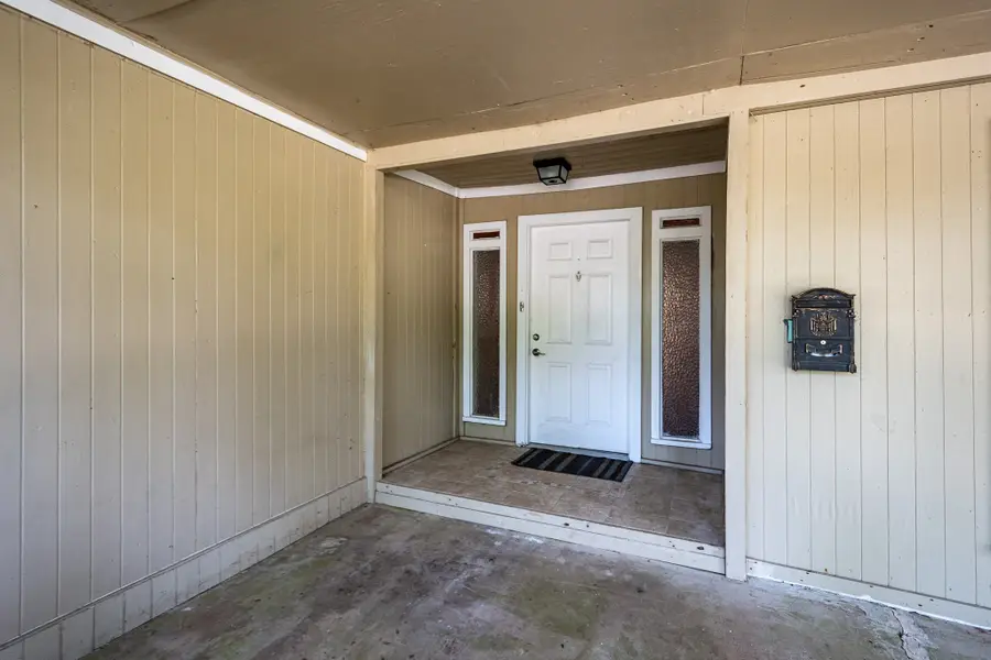 412 Kentucky Street, Liberty, TX 77575 - #3